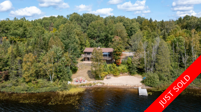 Year Round cottage for sale in Kearney - No Short Term Rental By-Laws here!